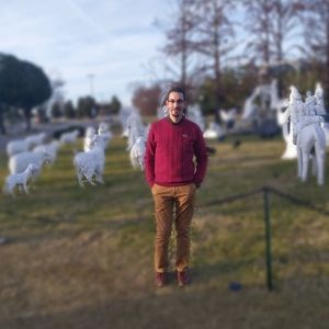 Meet your Posher, Maged